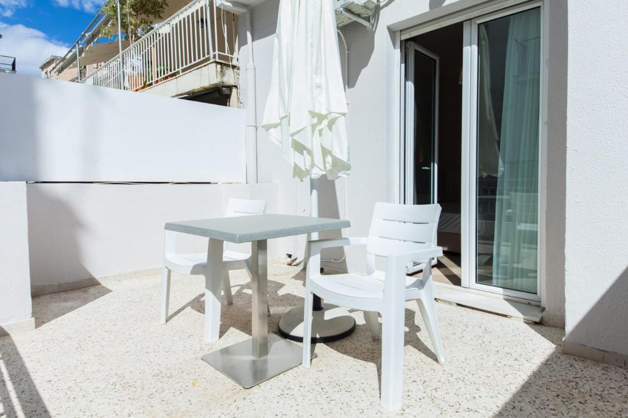 Silver Hotel Athens Double Room With Balcony Εξωτερικό φωτογραφία